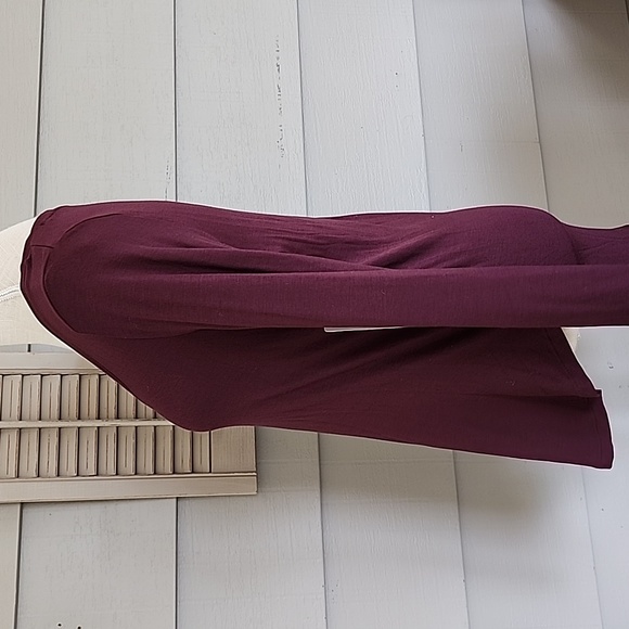 Athleta Cloudlight Stratus Top Size Small - Picture 2 of 5